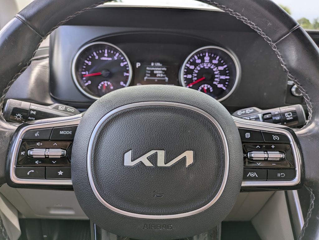 2024 Kia Carnival LX