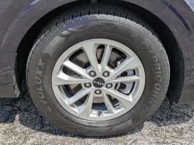 2024 Kia Carnival LX
