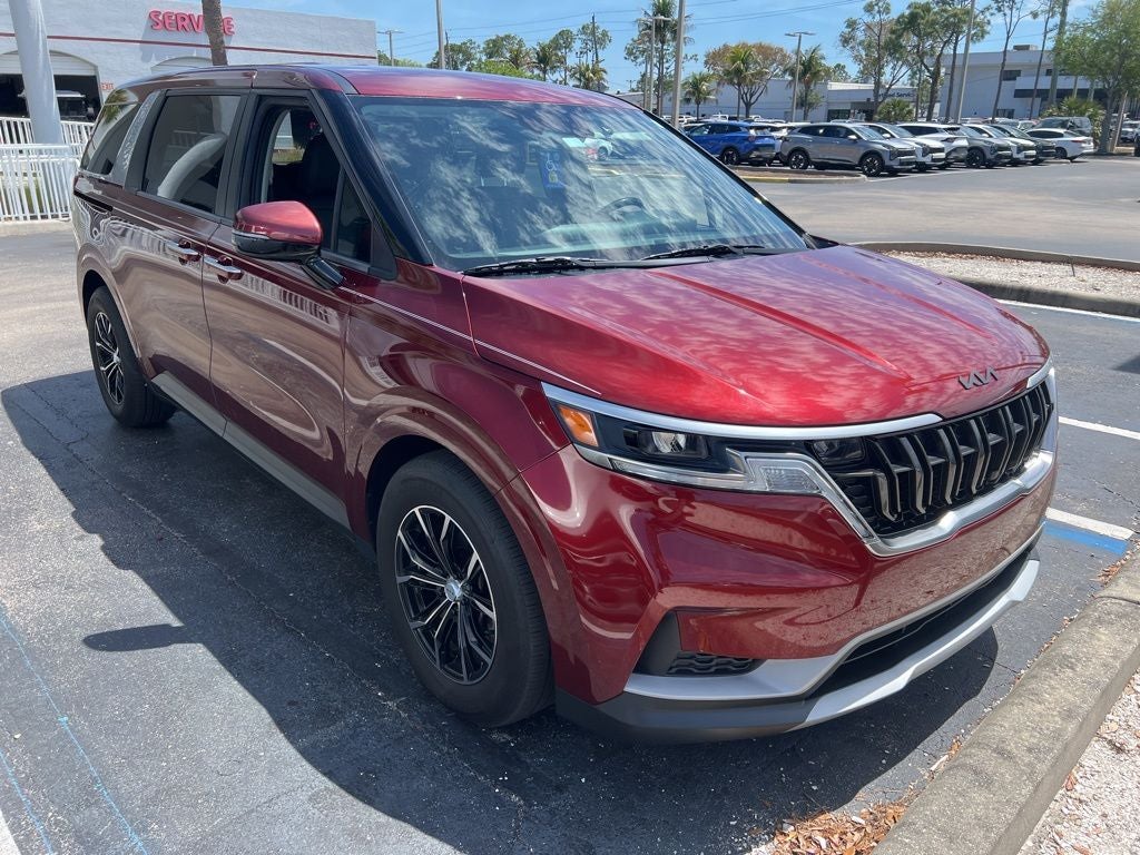 2024 Kia Carnival LX
