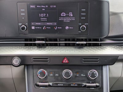 2024 Kia Carnival LX