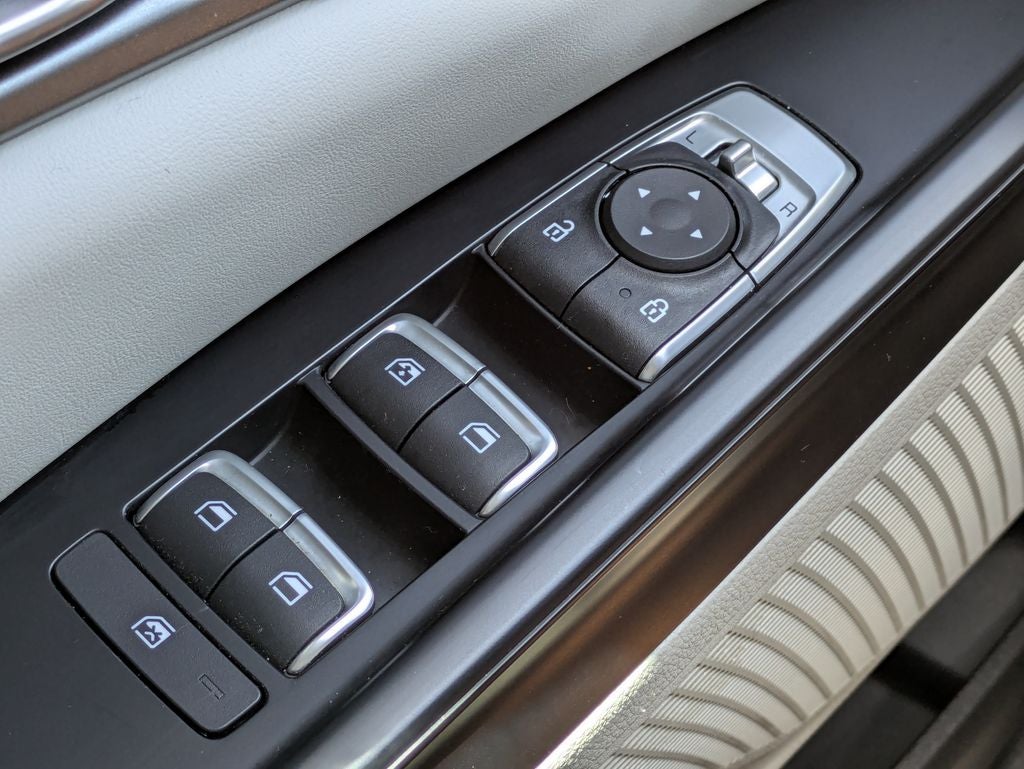 2022 Kia Carnival LXS