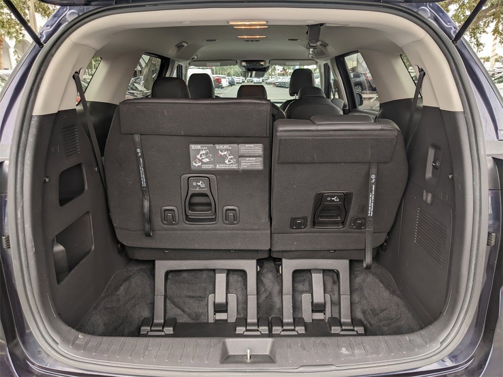 2022 Kia Carnival LXS