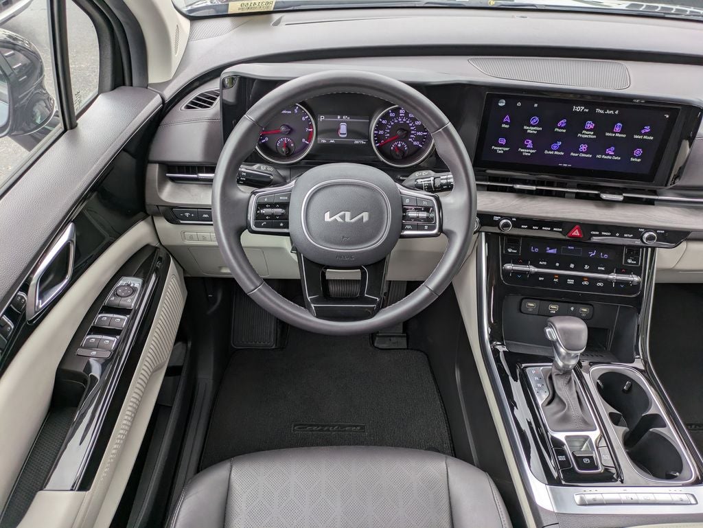 2024 Kia Carnival EX