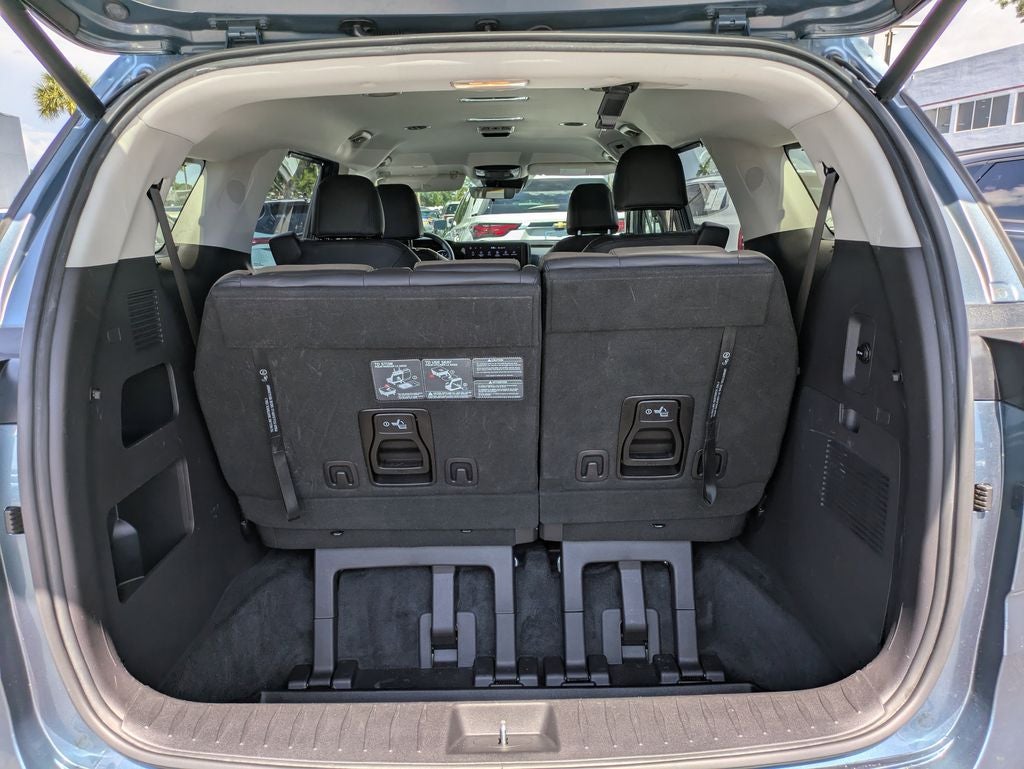 2023 Kia Carnival EX