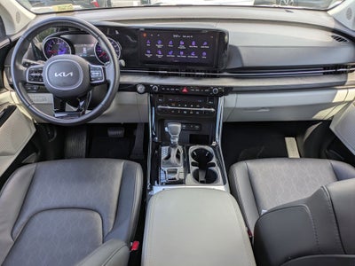 2023 Kia Carnival EX