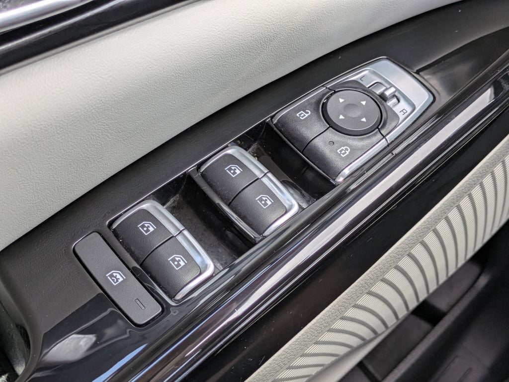 2023 Kia Carnival EX