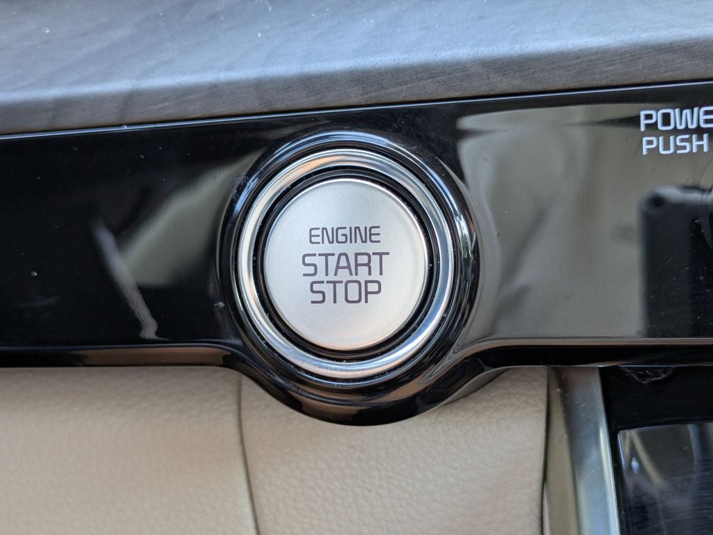 2023 Kia Carnival EX