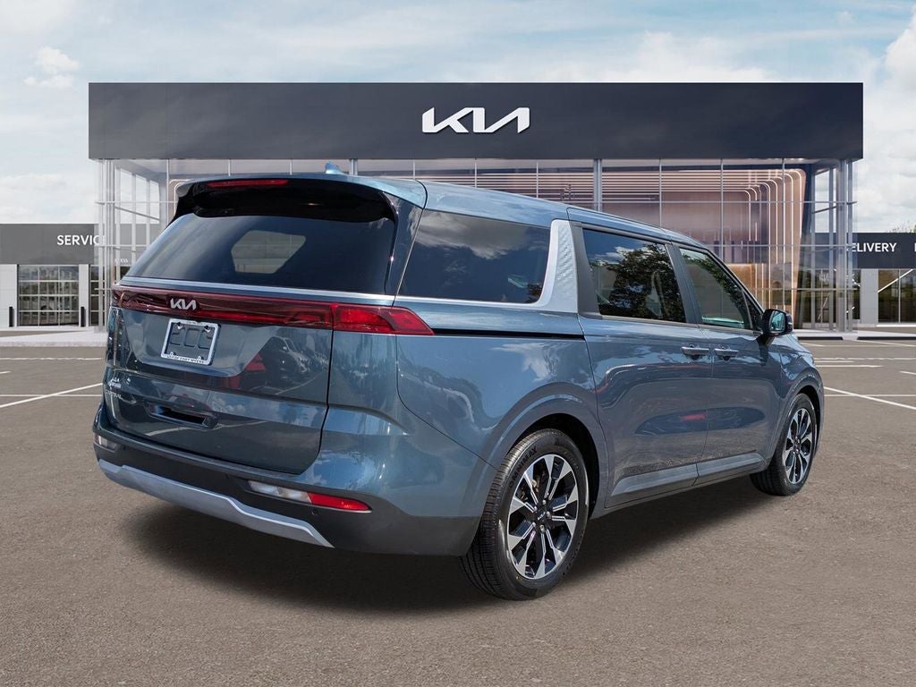 2023 Kia Carnival EX