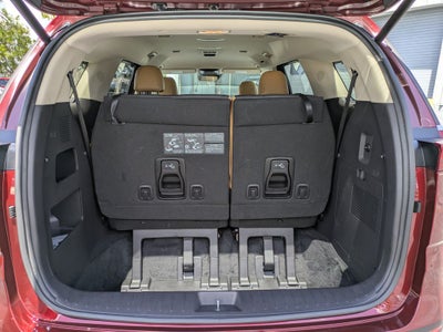 2024 Kia Carnival EX