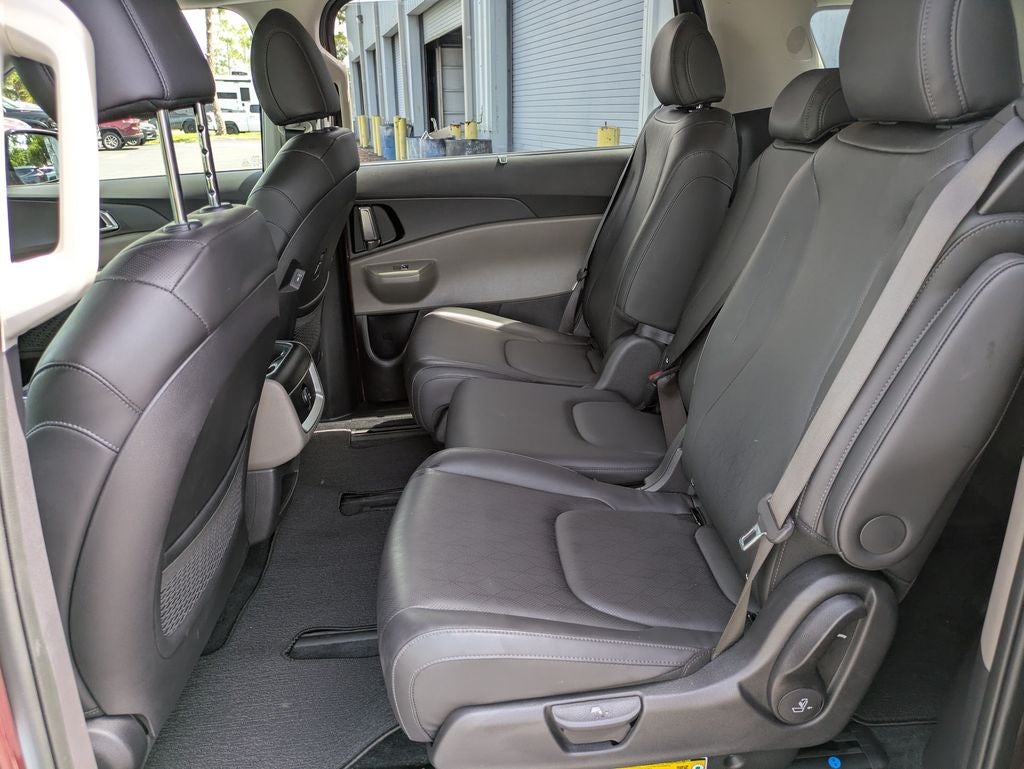 2025 Kia Carnival Hybrid EX