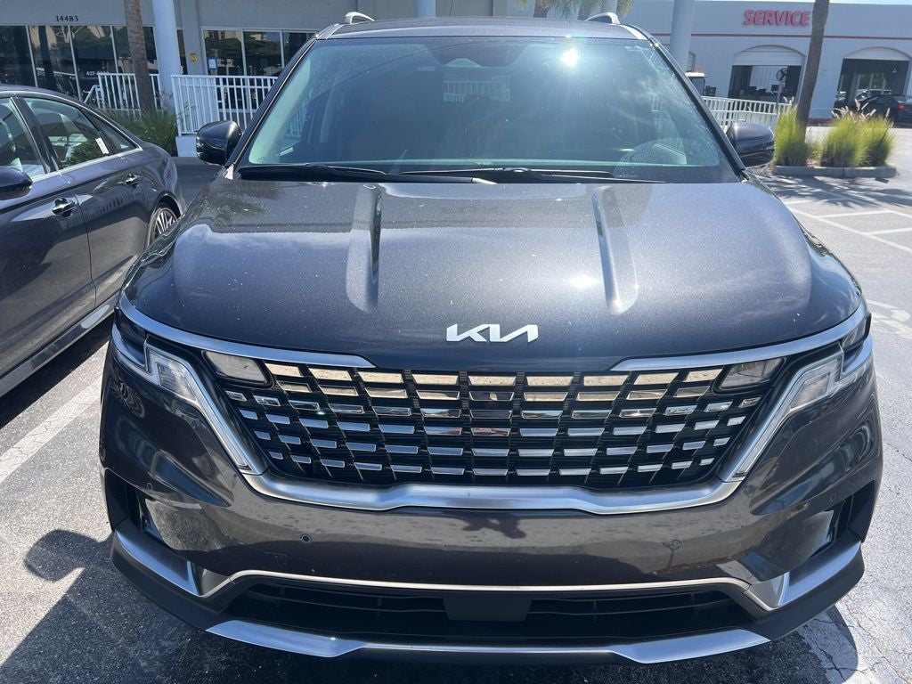 2023 Kia Carnival SX
