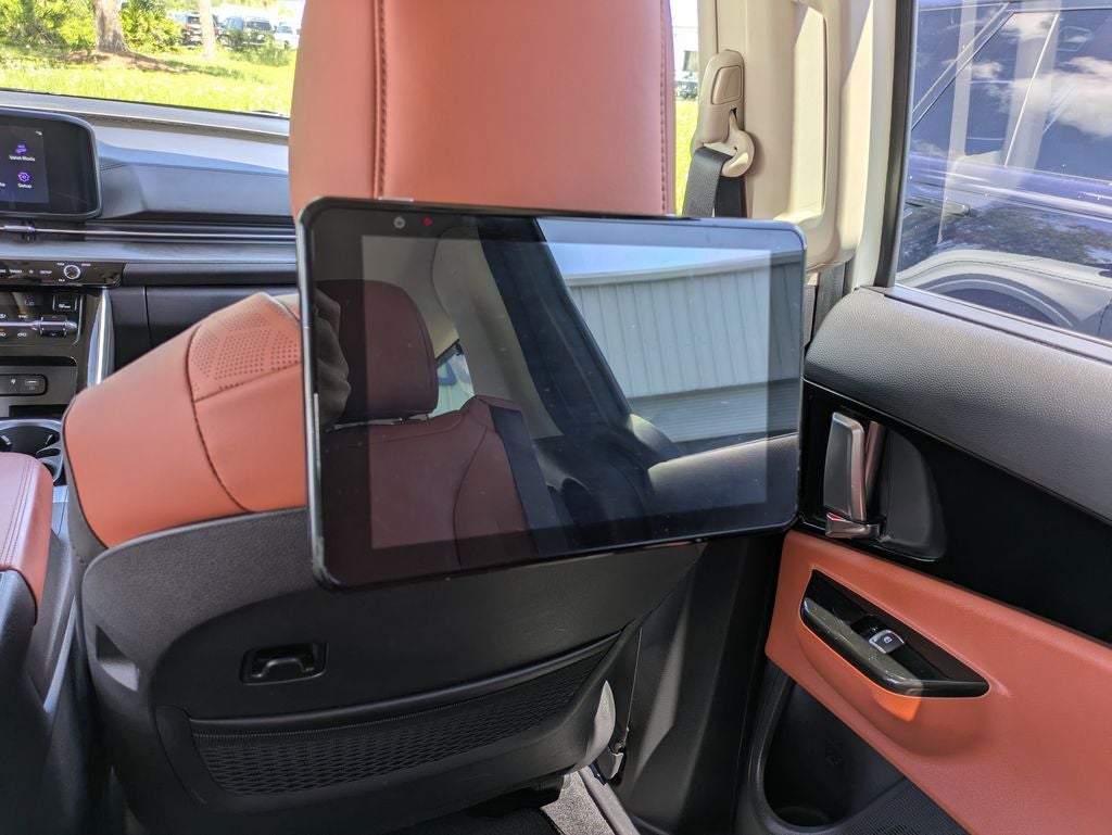 2023 Kia Carnival SX
