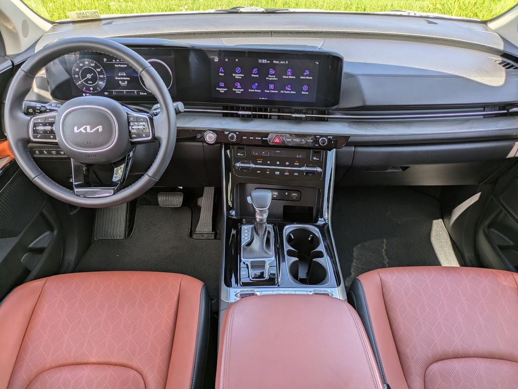 2023 Kia Carnival SX