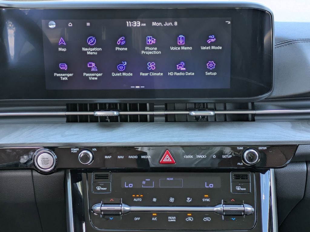 2023 Kia Carnival SX