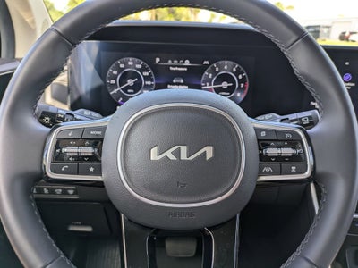 2023 Kia Carnival SX