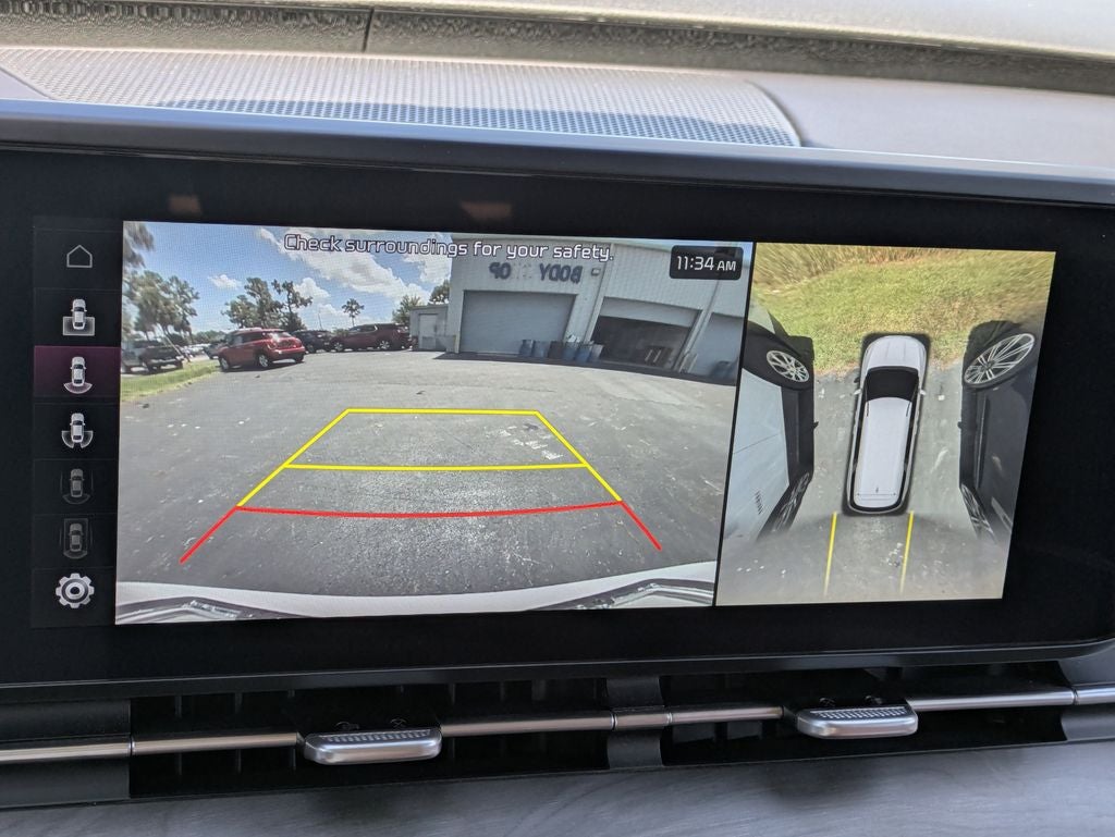 2023 Kia Carnival SX