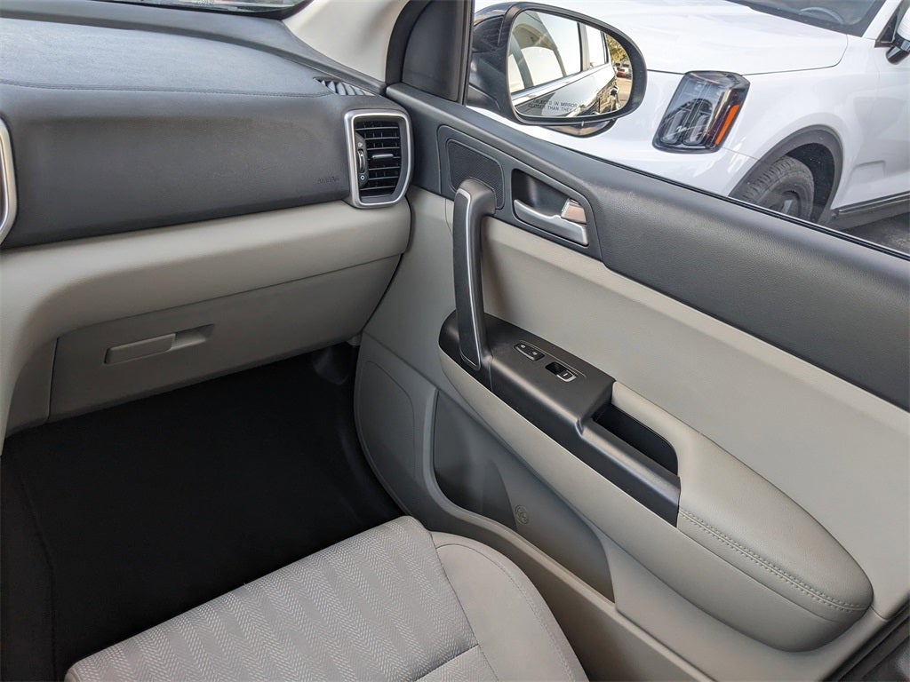 2022 Kia Sportage LX