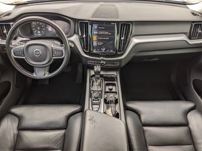 2019 Volvo XC60 T5 Momentum