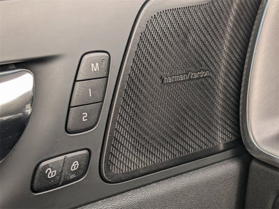 2019 Volvo XC60 T5 Momentum