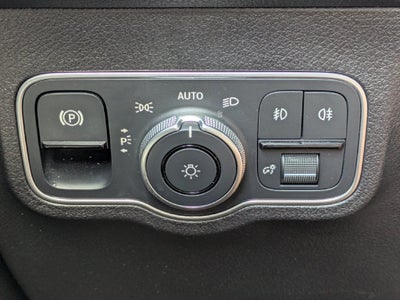 2025 Mercedes-Benz GLB GLB 250