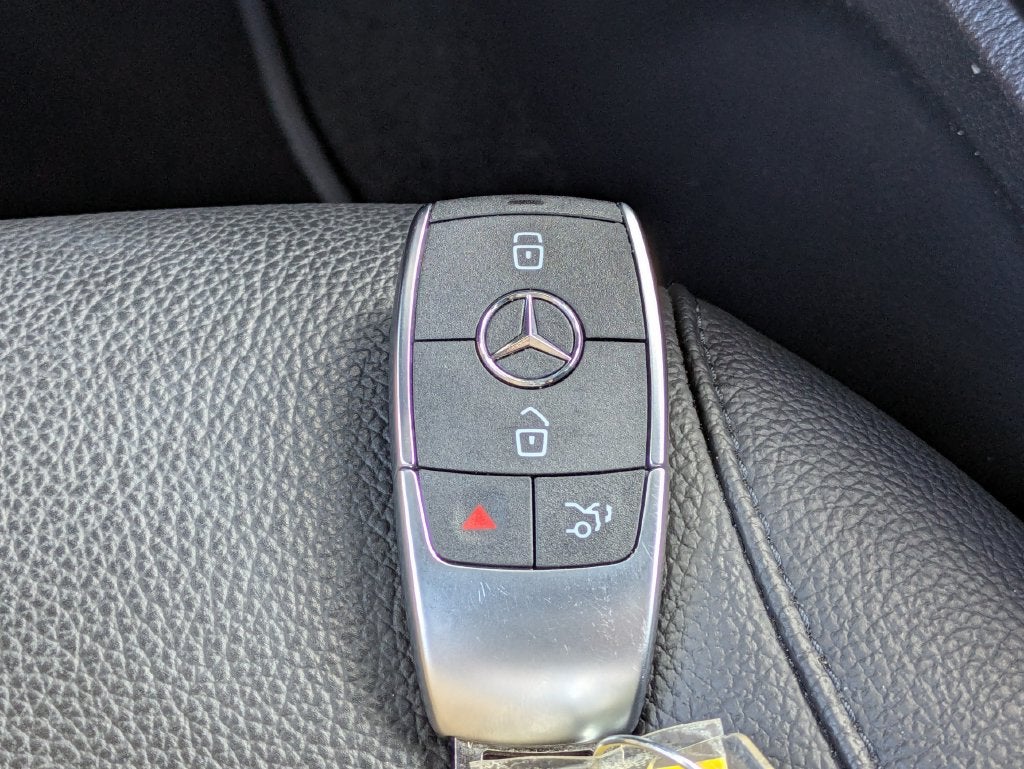 2025 Mercedes-Benz GLB GLB 250