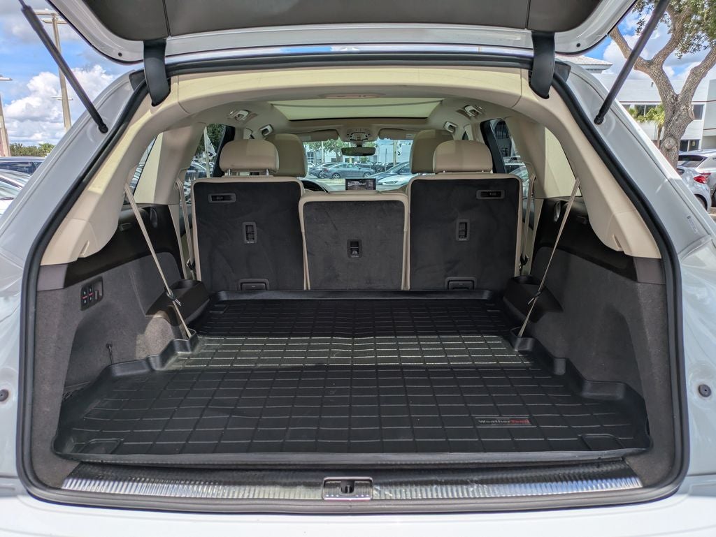 2019 Audi Q7 45 Premium Plus quattro