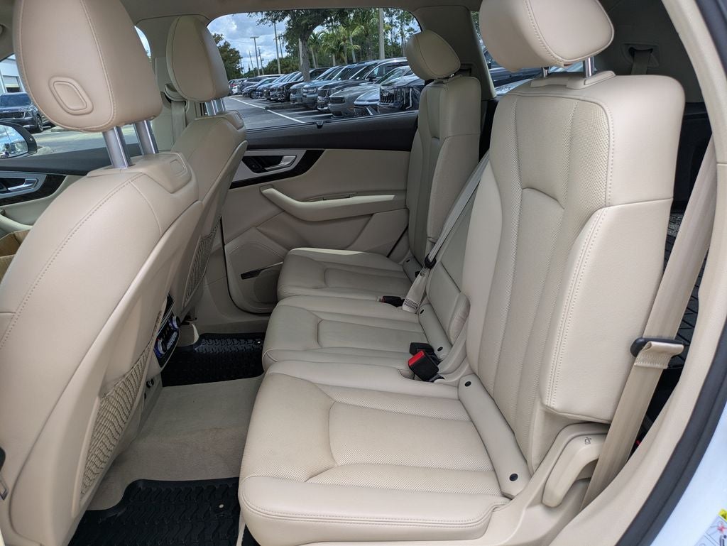 2019 Audi Q7 45 Premium Plus quattro