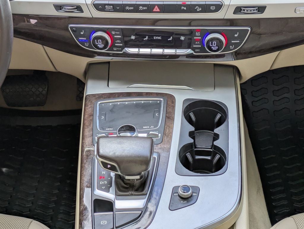 2019 Audi Q7 45 Premium Plus quattro