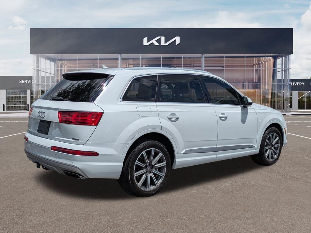 2019 Audi Q7 45 Premium Plus quattro