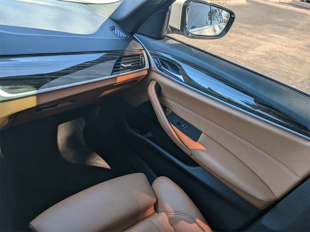 2021 BMW 5 Series 540i