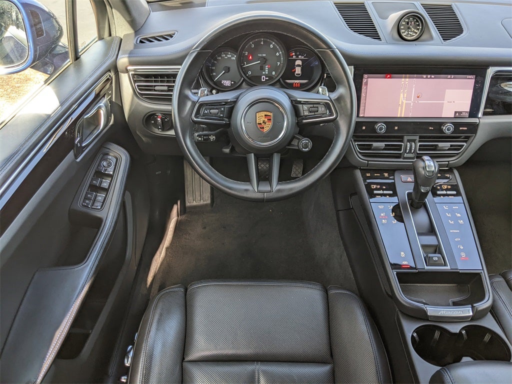 2023 Porsche Macan Base