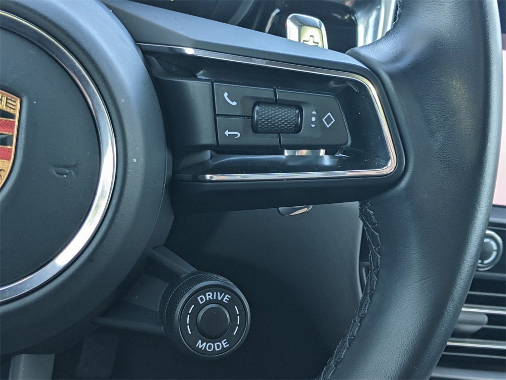 2023 Porsche Macan Base