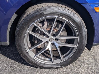 2023 Porsche Macan Base