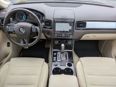 2017 Volkswagen Touareg V6 Sport 4Motion