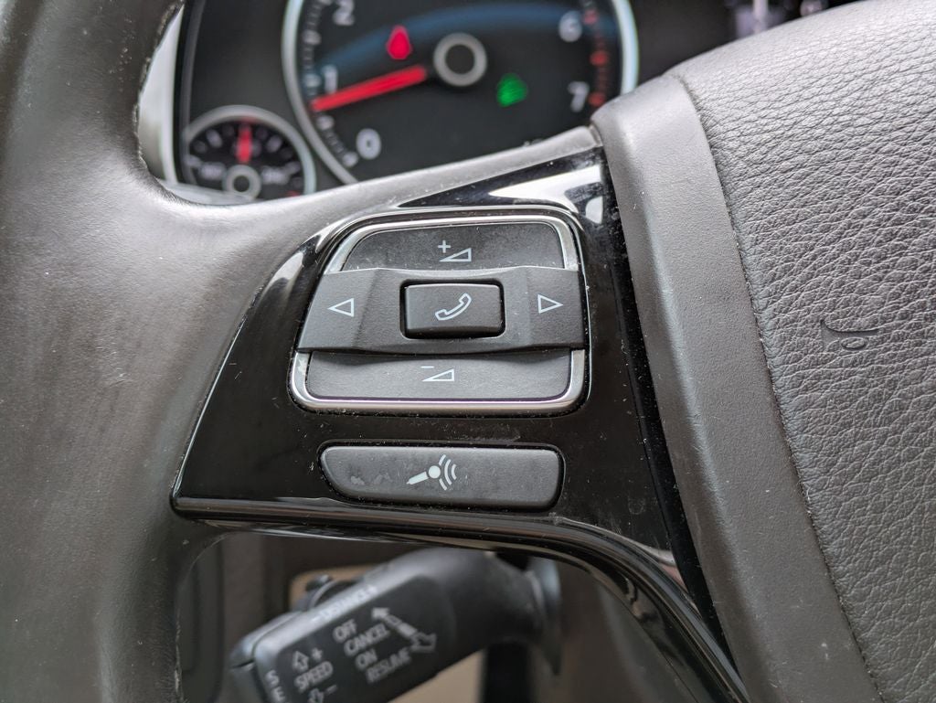 2017 Volkswagen Touareg V6 Sport 4Motion