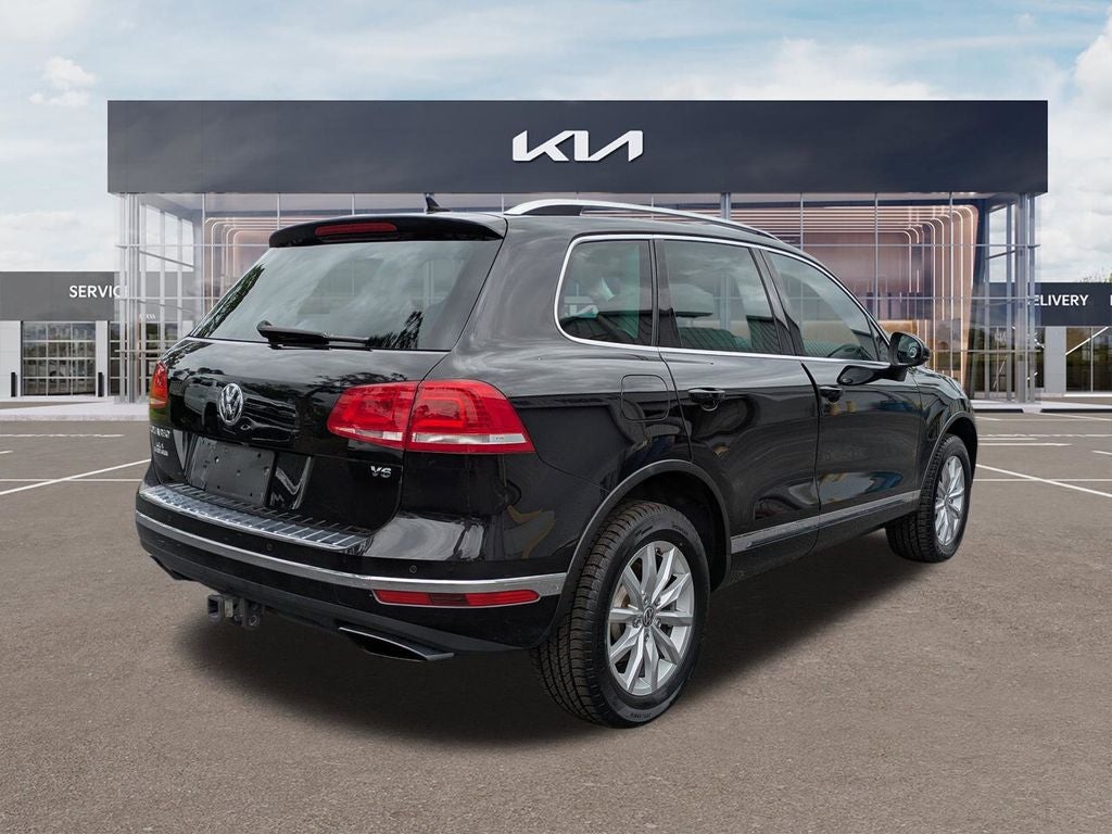 2017 Volkswagen Touareg V6 Sport 4Motion