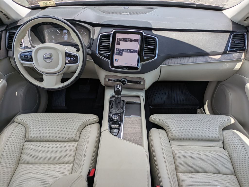 2021 Volvo XC90 T6 Inscription