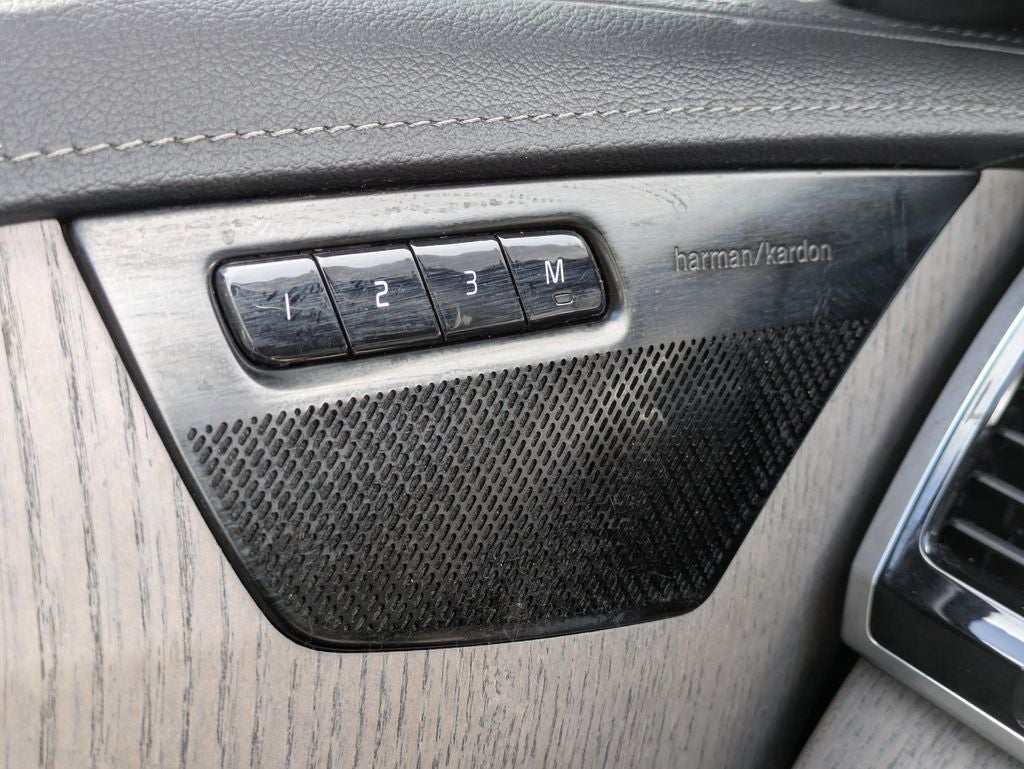 2021 Volvo XC90 T6 Inscription