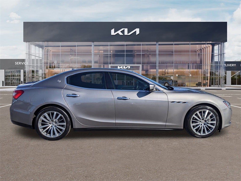 2016 Maserati Ghibli Base