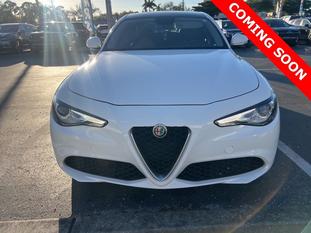 2017 Alfa Romeo Giulia Base