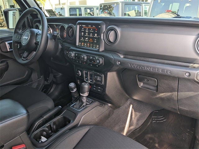 2022 Jeep Wrangler Willys 4x4