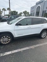 2022 Jeep Cherokee Latitude Lux FWD