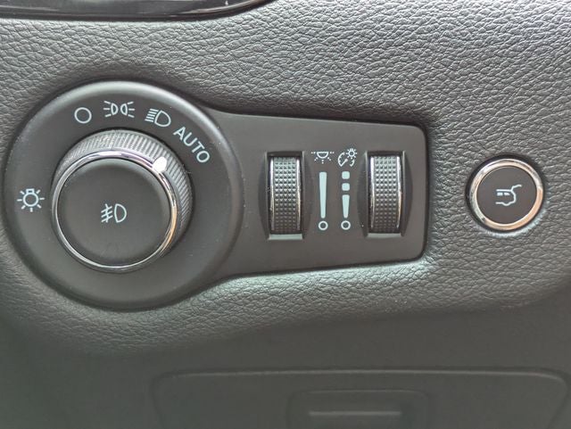 2023 Jeep Cherokee Altitude