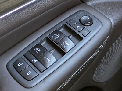 2019 Jeep Grand Cherokee Overland 4x2