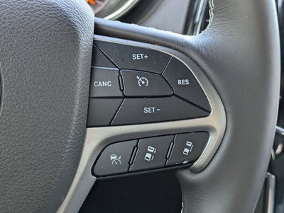 2019 Jeep Grand Cherokee Overland 4x2