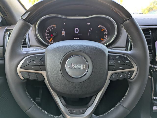 2019 Jeep Grand Cherokee Overland 4x2