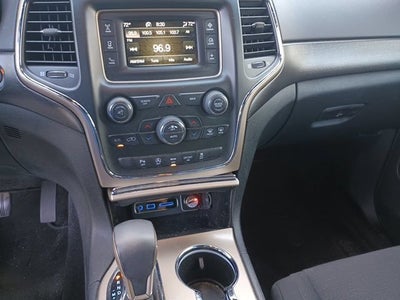 2017 Jeep Grand Cherokee Laredo 4x4