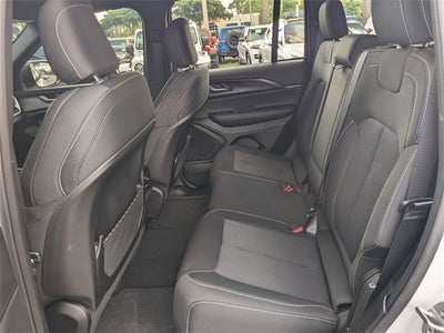 2025 Jeep Grand Cherokee Laredo X 4x2