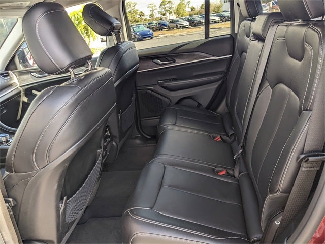 2023 Jeep Grand Cherokee Limited 4x2