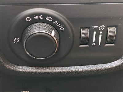 2025 Jeep Grand Cherokee Laredo 4x4